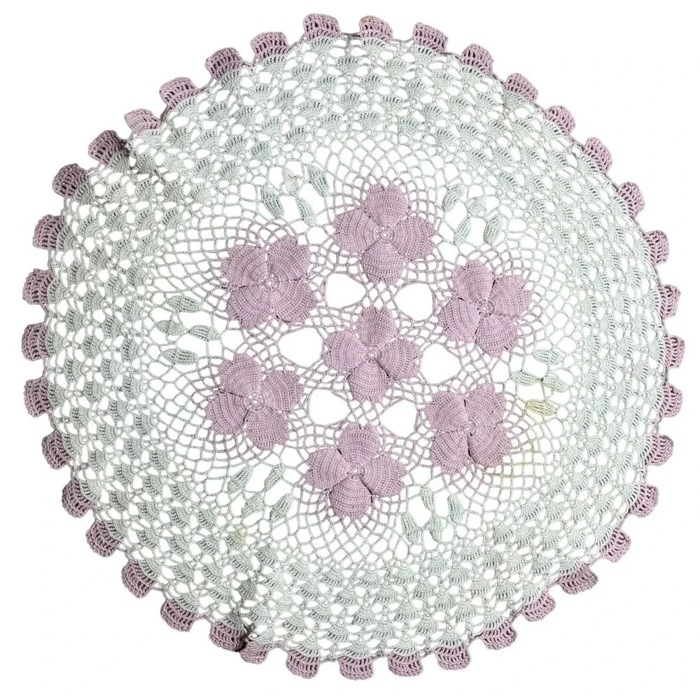 Vintage Doily Centerpiece White Pink Floral Handmade Crochet Romantic 18